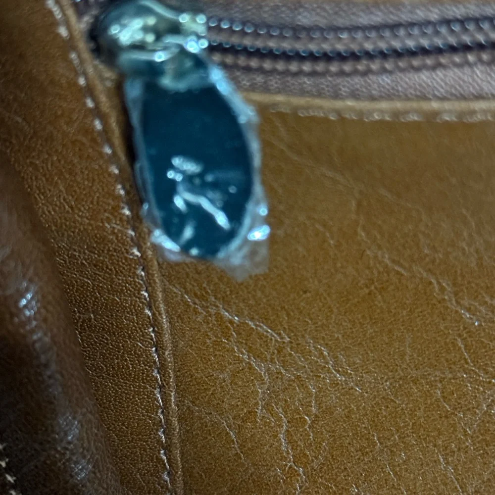 Ashwood three section large Top quality  Leather Crossbody Handbag Gina - Picture 7 of 9